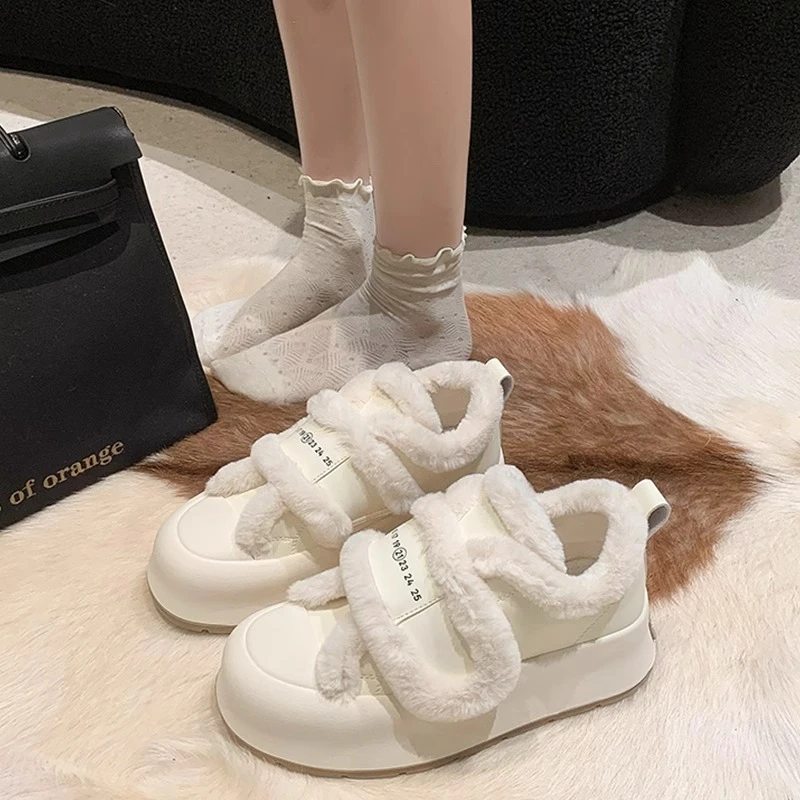 回力瑞加绒魔术贴小白鞋女2023年冬新款保暖帆布鞋加厚二棉板鞋子