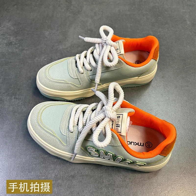 男款鞋子秋小众设计韩版潮百搭学生休闲日系运动板鞋爆款面包鞋男