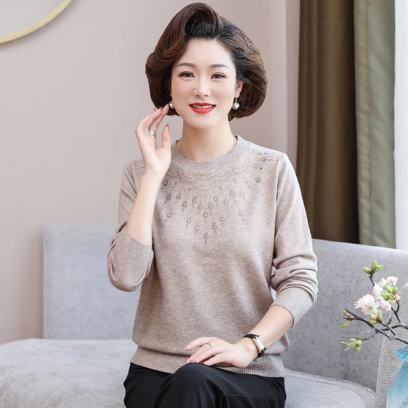 中老年毛衣女圆领秋冬妈妈装洋气百搭针织打底衫老年人奶奶上衣