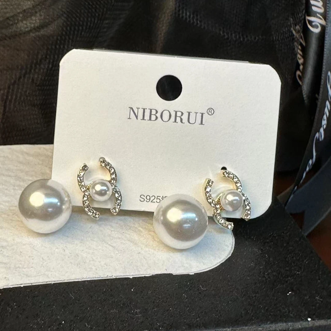 铜合金合成锆石耳饰 轻奢气质优雅精致百搭两戴0284