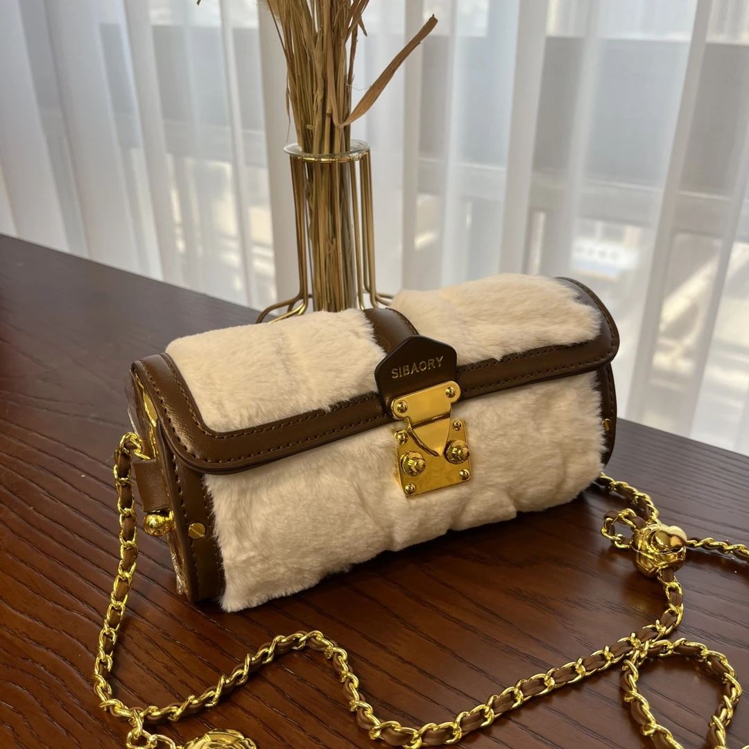 【白雪公主】2023新款冬款毛毛圆筒时尚百搭单肩斜挎包