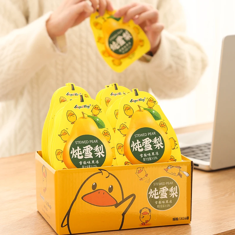 炖雪梨蒟蒻果冻网红0脂肪低卡果板水果汁休闲办公零食整箱批发