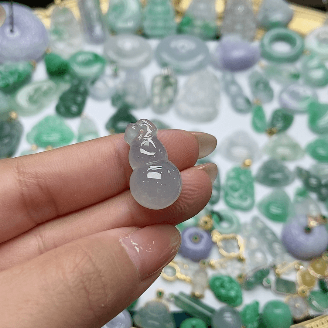 翡翠颈饰未镶嵌天然Ａ货翡翠