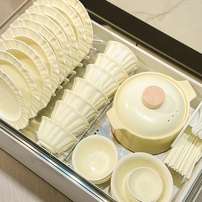 碗家用2025新款奶油风碗盘套装家用乔迁碗筷盘子釉下彩餐具套装