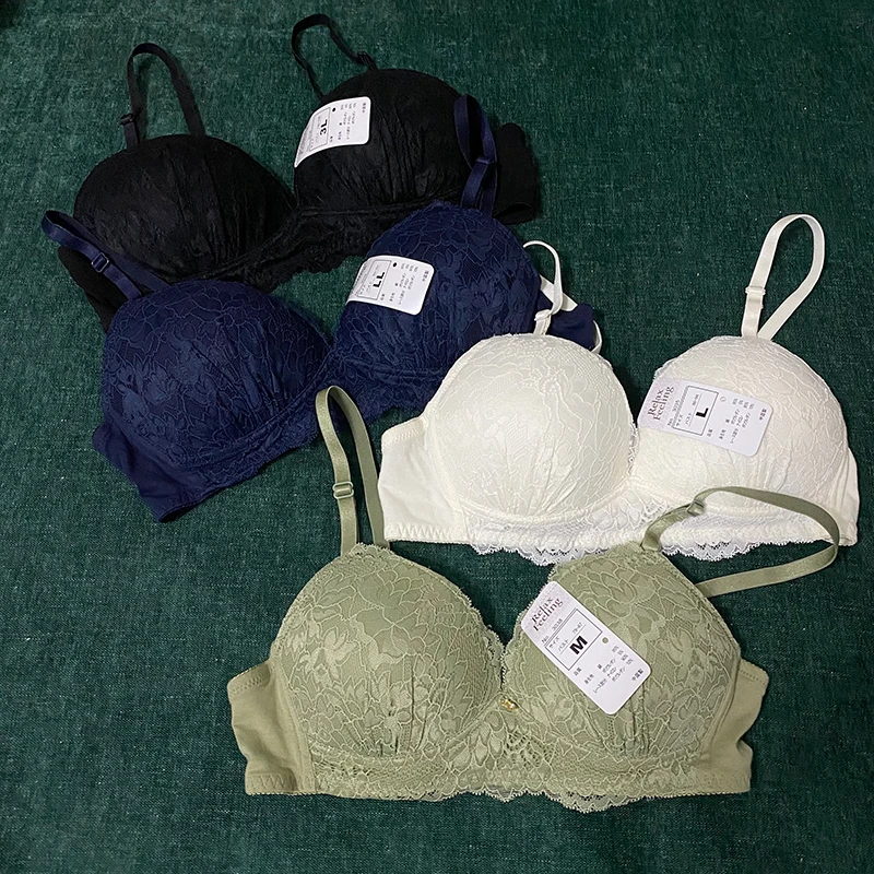 日系重工花朵刺绣侧收聚拢上薄下厚无钢圈舒适内衣女士文胸甜美