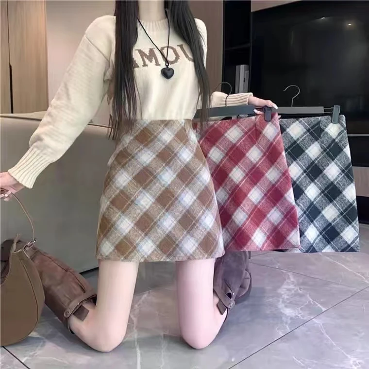 毛呢格子半身裙女秋冬季新款小个子冬天配毛衣百搭包臀a字短裙子