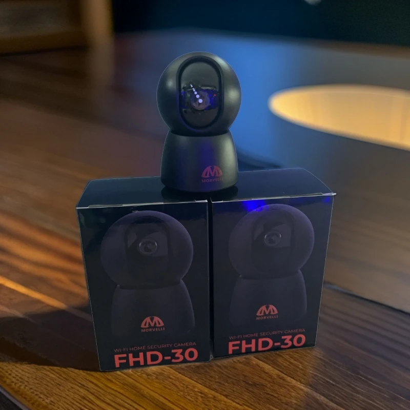 未使用  家用高清网络2.4G摇头摄像头双向语音对讲