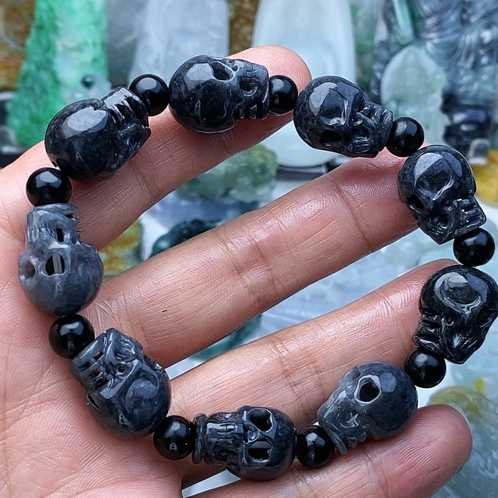 定制翡翠未镶嵌手串