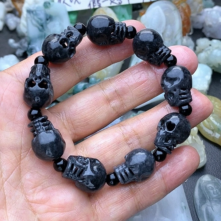 定制翡翠未镶嵌手串