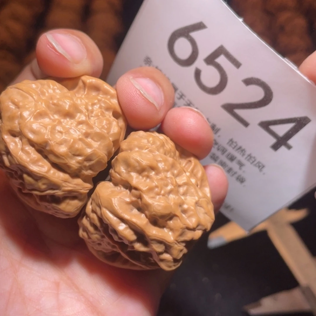 【闪购商品】文玩核桃吊坠A****琪