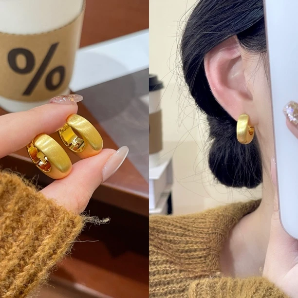 韩芸汐   A-196 金色拉丝耳环女高级感简约百搭耳饰