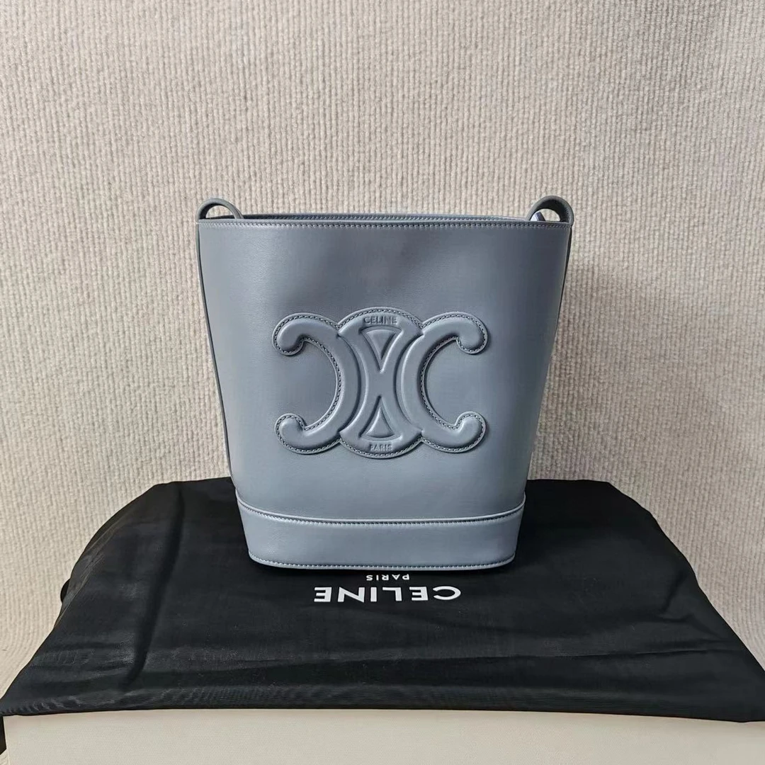 95新 Celine/思琳 【文子姐专属】/D752/Celine 经典水桶包