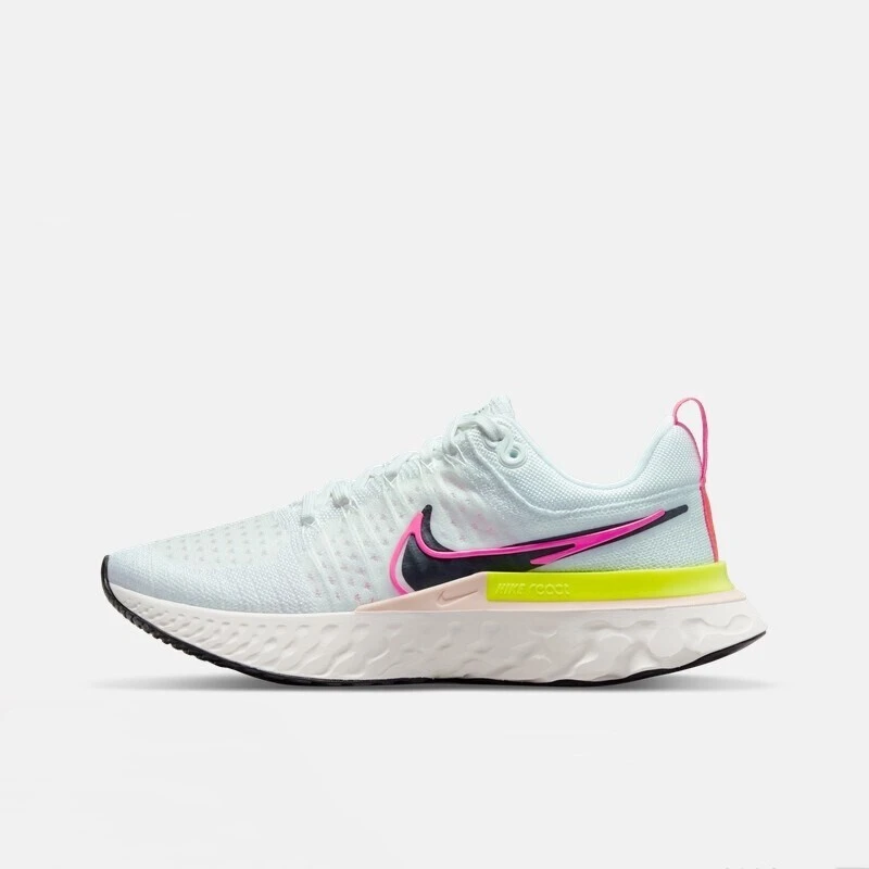 Nike   透气减震防滑 低帮 跑 步鞋女款 淡蓝粉DJ5396-100