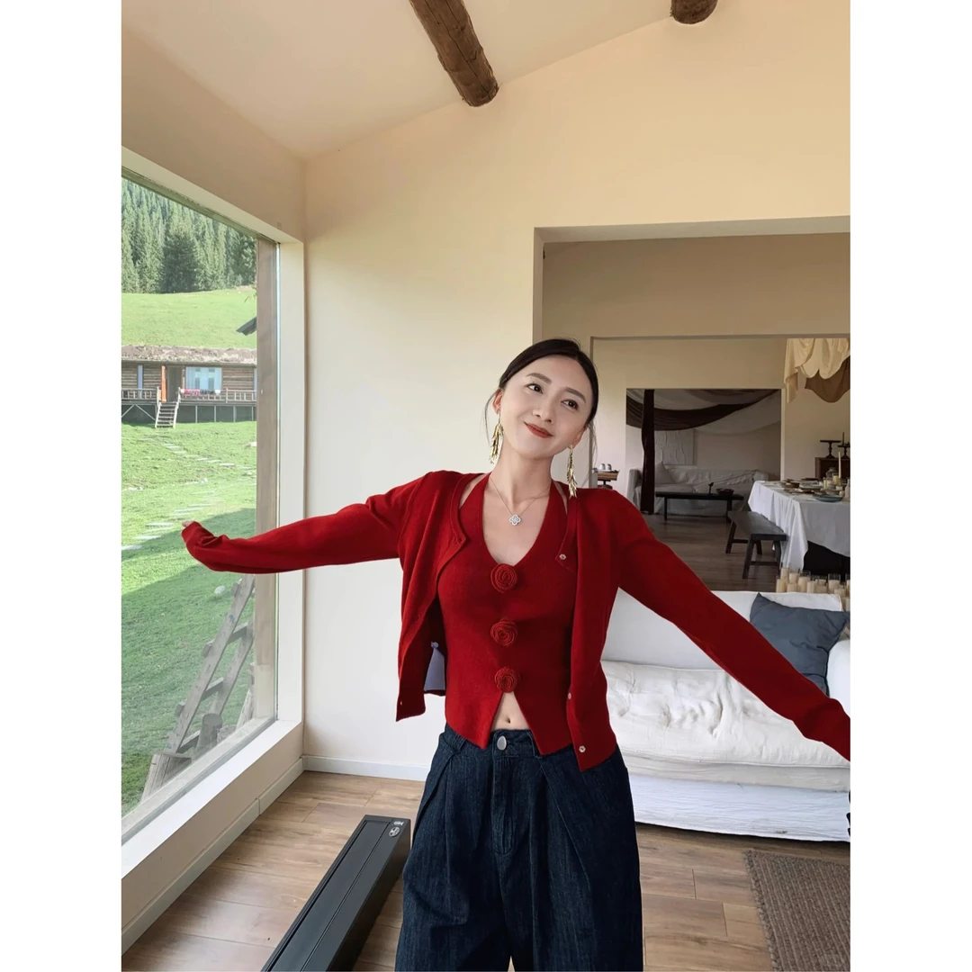 法式洋气套装女秋装新款复古针织开衫修身显瘦红色毛衣背心两件套