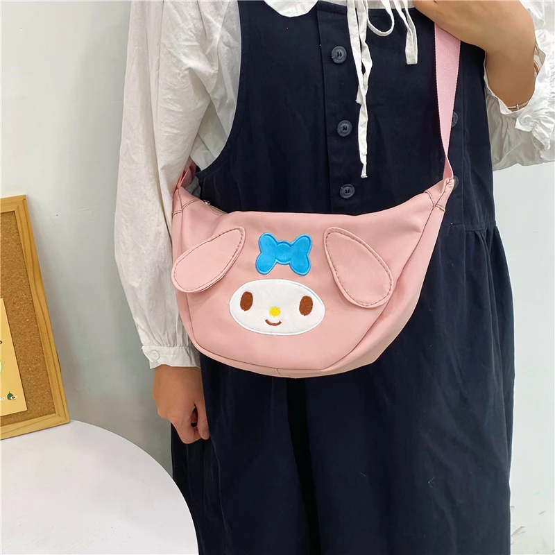 休闲简约饺子包日系可爱夏季学生单肩包网红潮流时尚卡通腋下包女