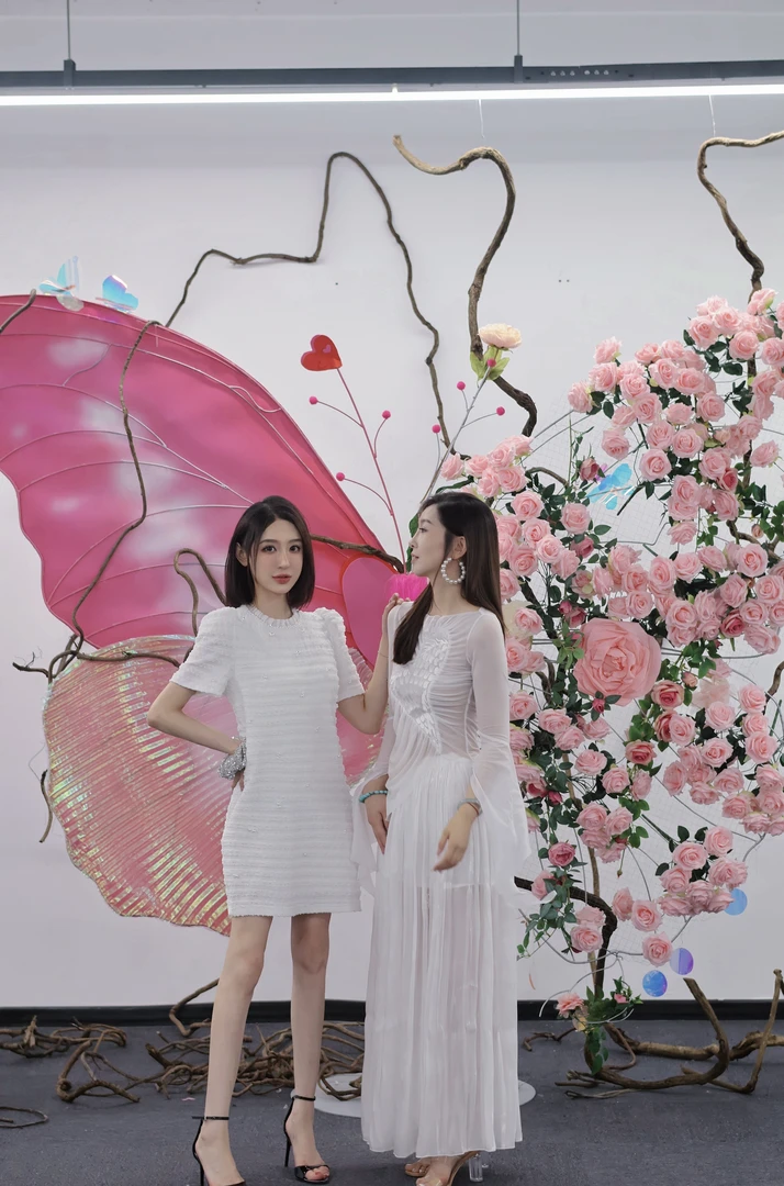 01南油设计师品牌连衣裙上衣套装