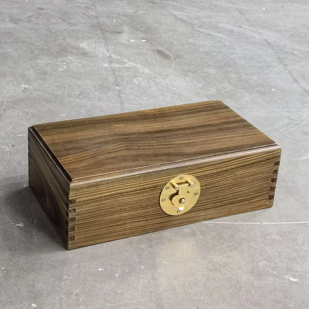 755 绿t长方整板饰品盒23*8*12.5