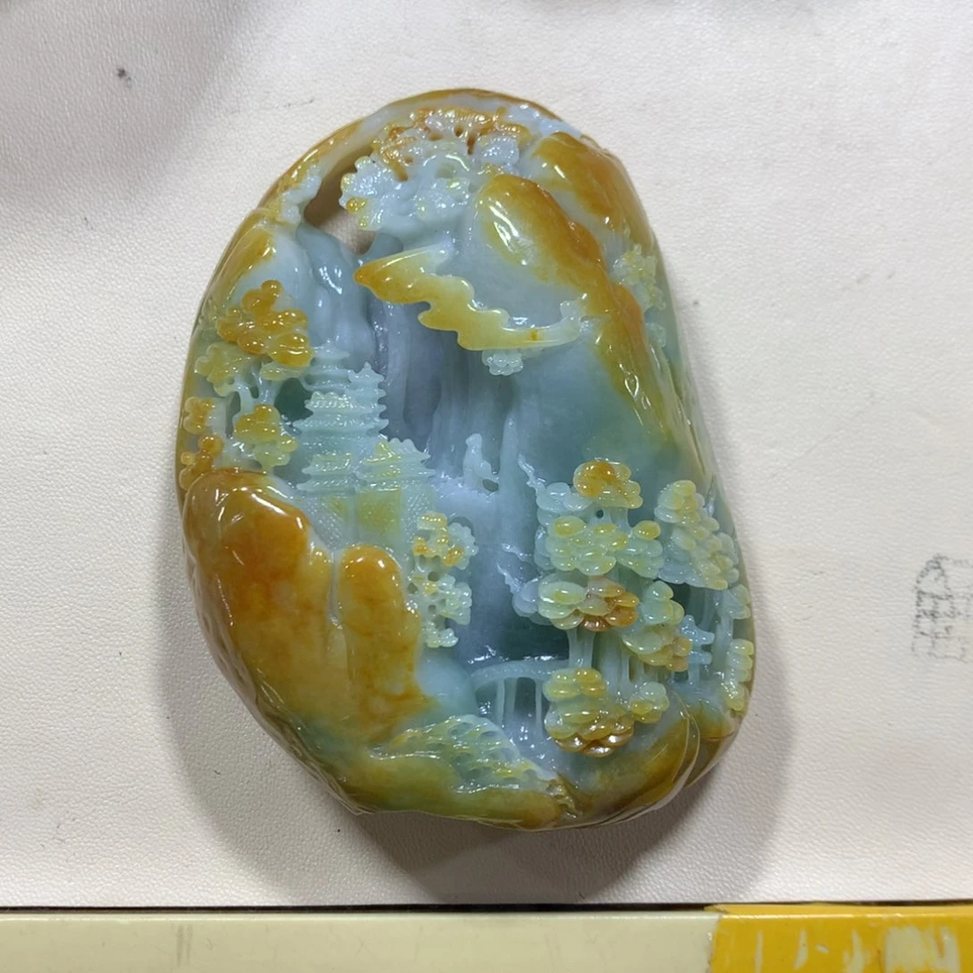 翡翠摆件未镶嵌山*