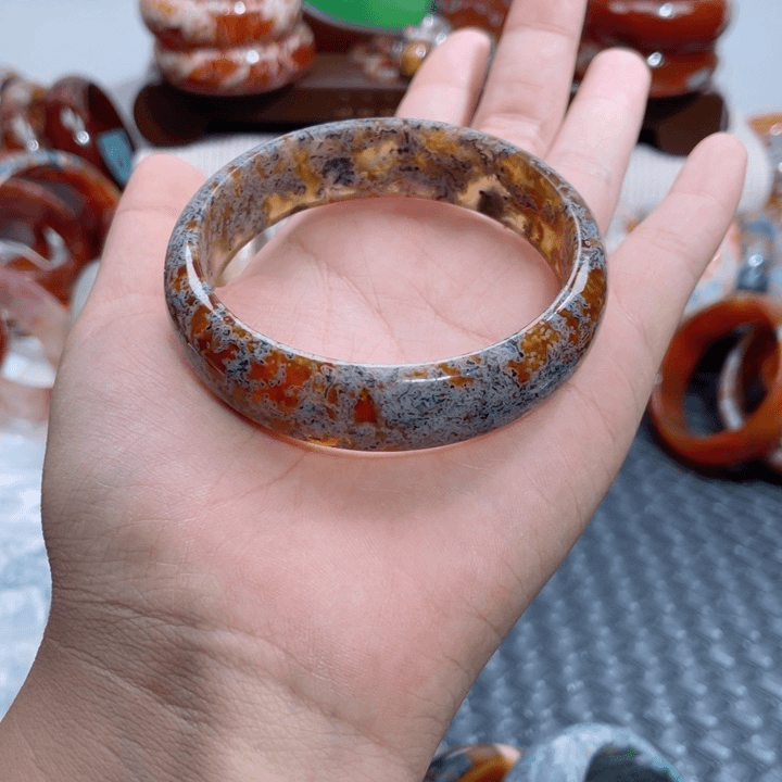 【闪购商品】玛瑙/玉髓手镯未镶嵌59