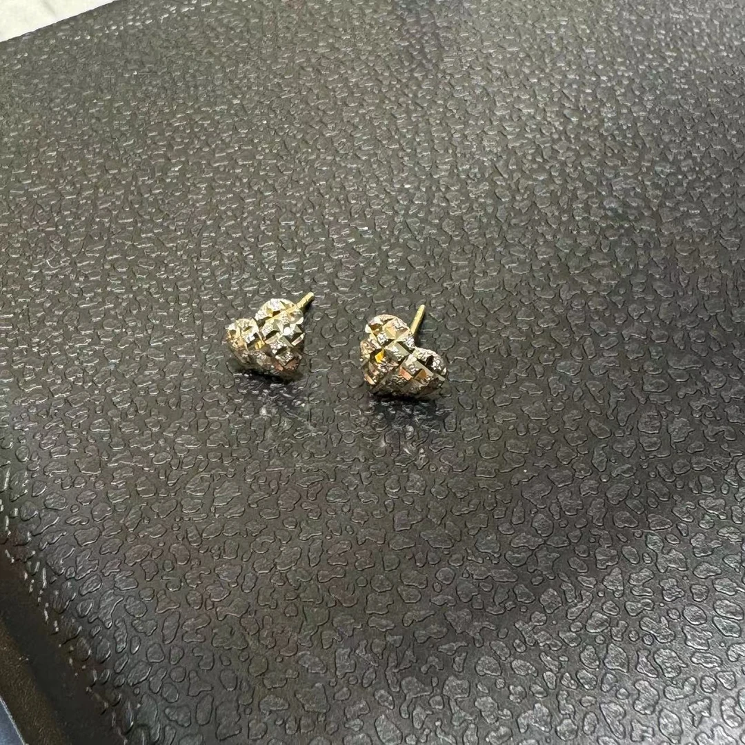【老铁专属】18k金爆闪切面爱心桃心耳钉一对
