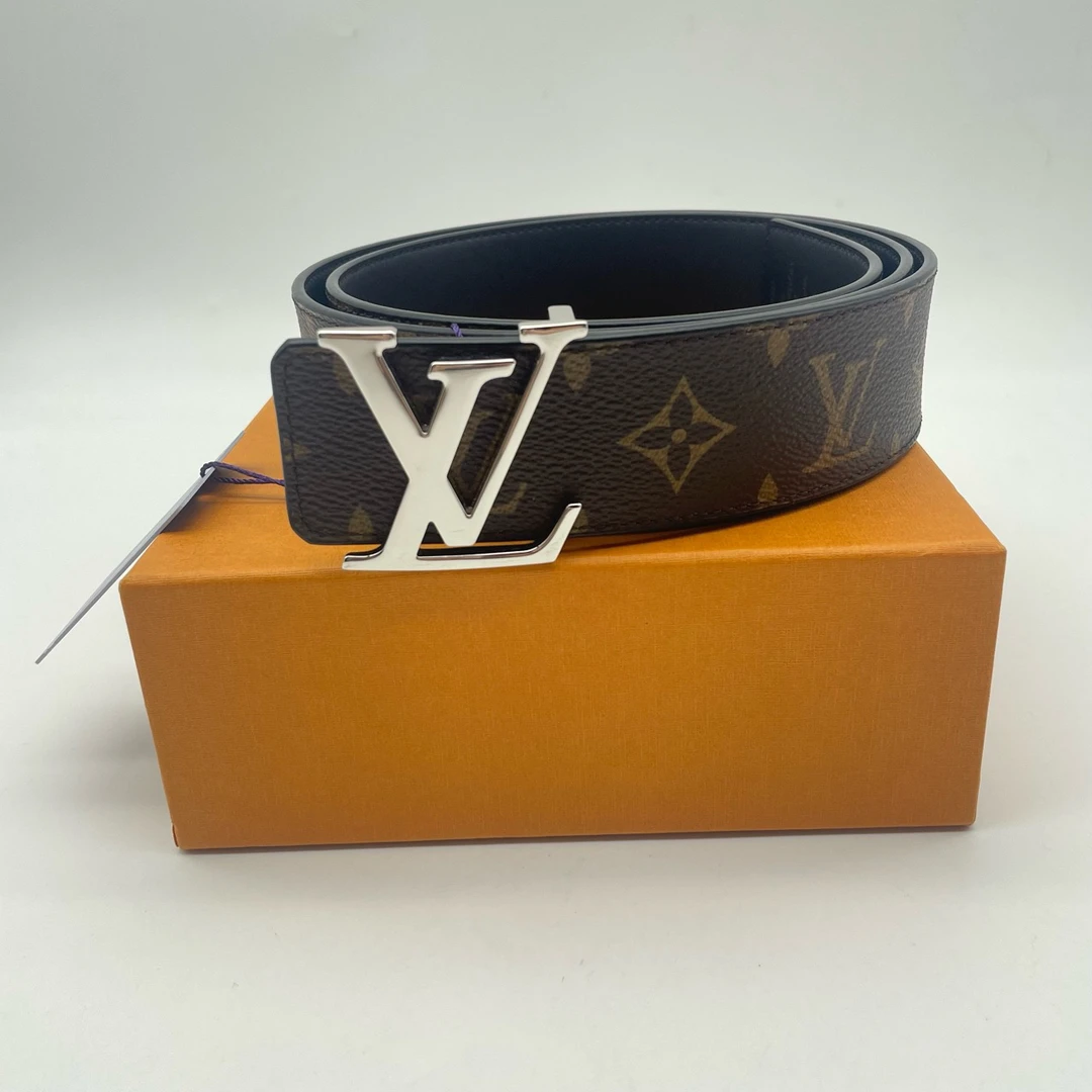 95新 LouisVuitton/路易威登 老花双面银扣皮带95码/8818366