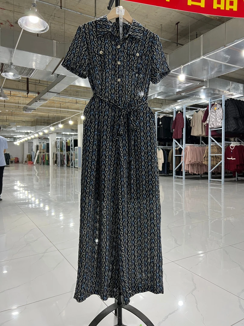 【Y670】专柜特价！时尚气质雪纺印花V领显瘦短袖连体裤