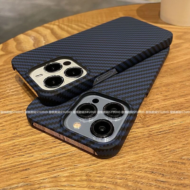 深蓝色pc碳纤维纹路iphone13Promax苹果14/15手机壳x/xr超薄半包