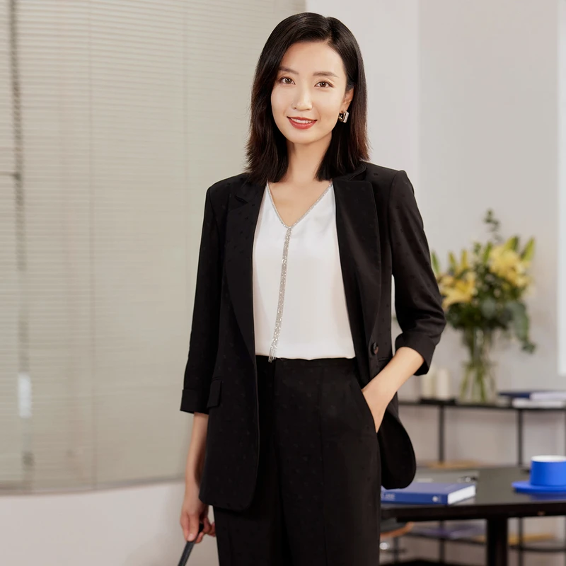 娜尔思桑蚕丝高级感简约通勤西装23秋新款上装西服女式NA02178W0