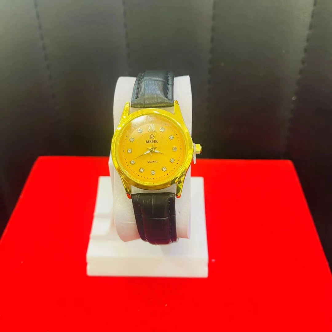 1982号新款十二生肖个性手表女士手表简约镂空防爱情休闲手表