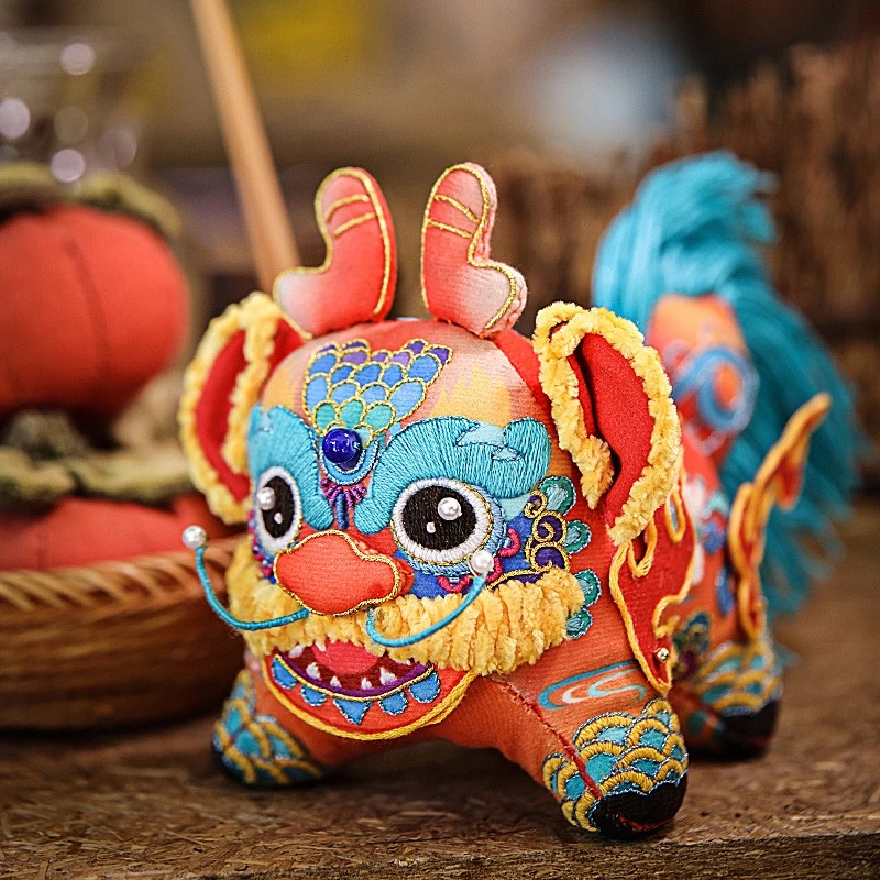 阿卡手工刺绣手工diy材料包自缝制护身符麒麟布艺玩偶摆件吉祥物