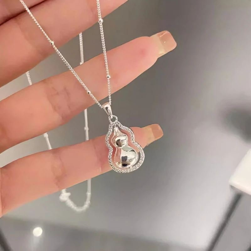 幸运葫芦蓝色紫色红色粉色轻奢锁骨链白色长款礼物送女友小众项链