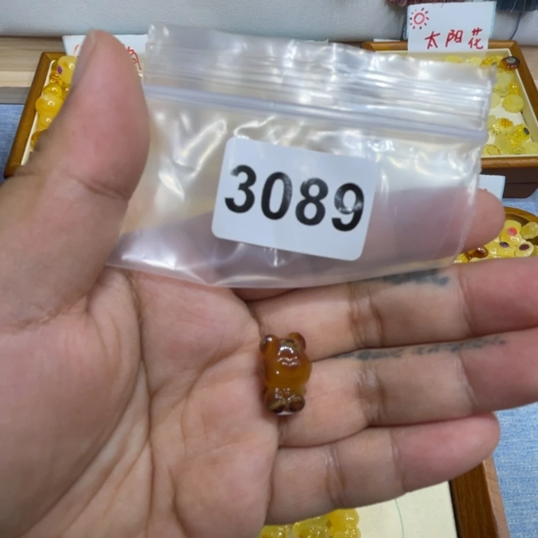 琥珀颈饰未镶嵌福利