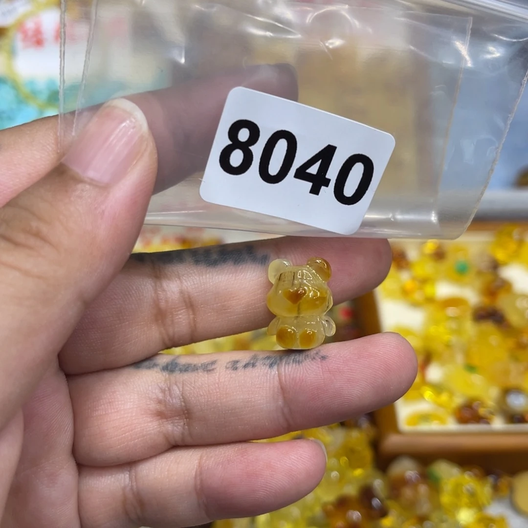 琥珀珠宝奇石未镶嵌