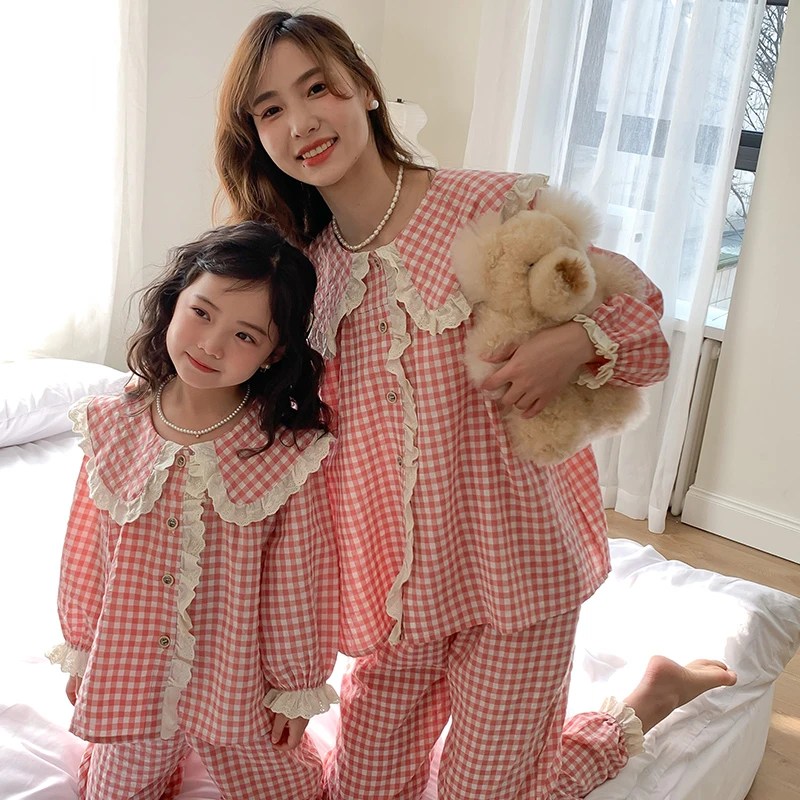 亲子装2023新款母女春秋装小女孩长袖格子棉涤睡衣女童家居服套装