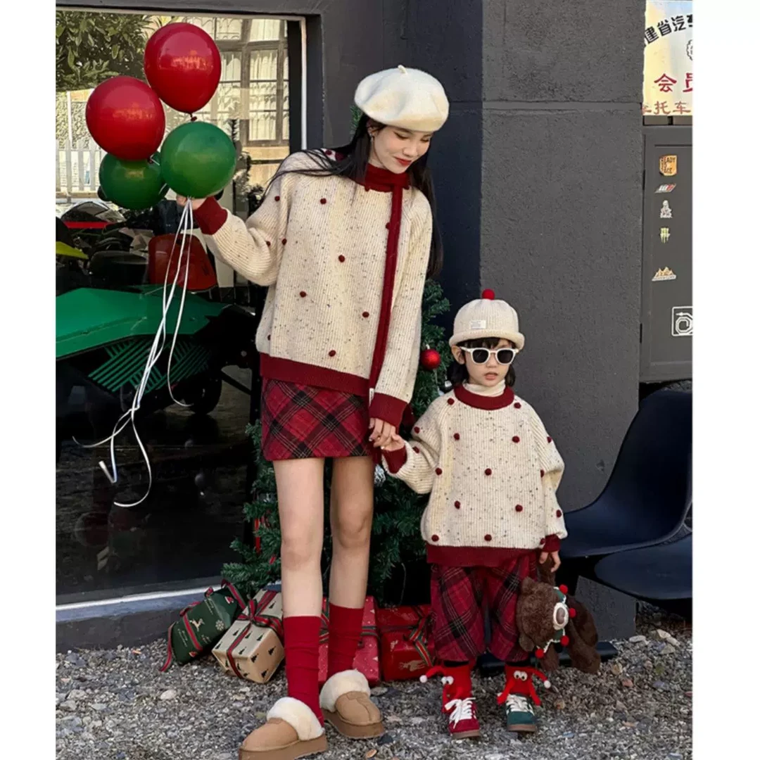 男女童秋冬新款球球毛衣儿童圣诞新年装复古撞色针织上衣格子裤
