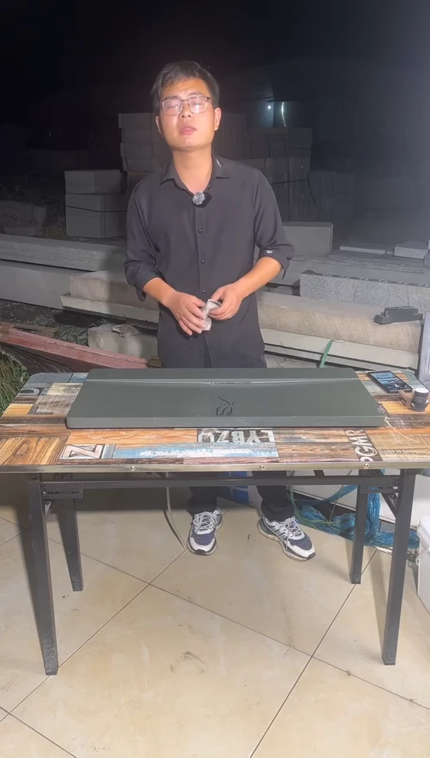 【闪购商品】天罗绿天然原石整雕 初心/80*37