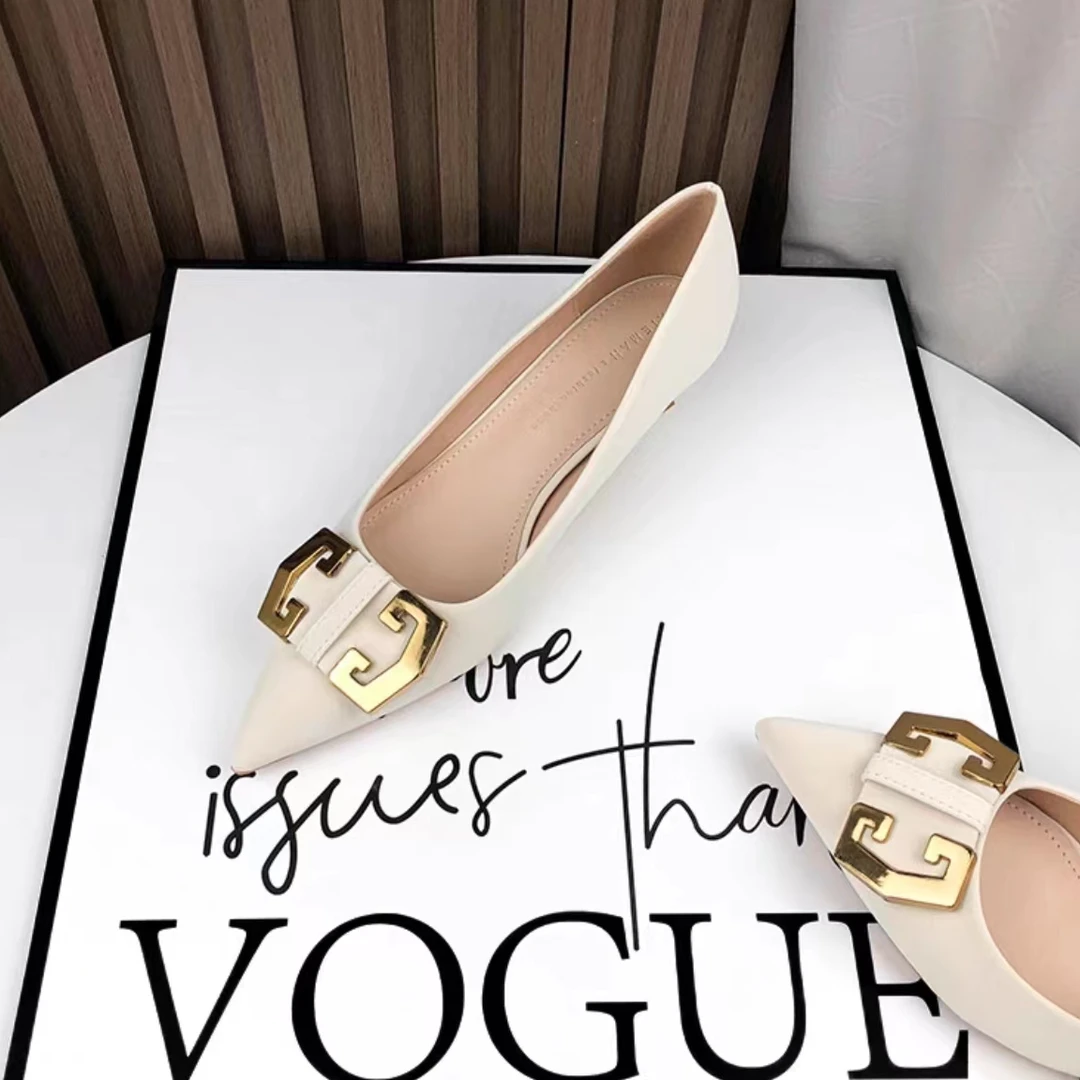 三少真皮品牌女鞋直播间根据主播口令下单（乱拍不发送小黑屋）