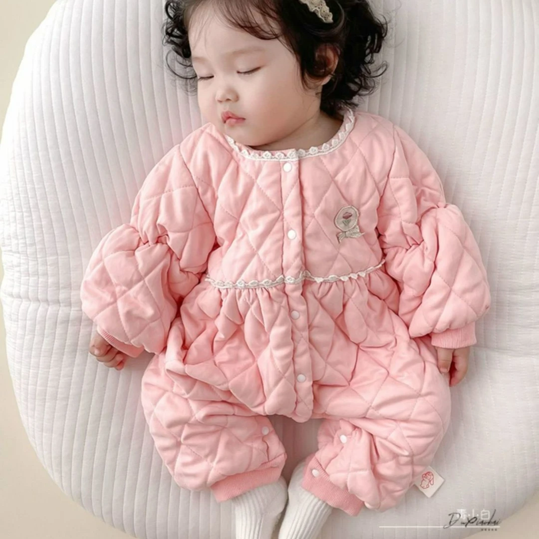 新生儿衣服可爱冬季连体衣婴儿女宝宝棉服加厚秋冬装满月保暖棉衣