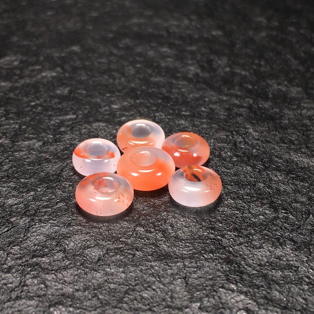 九口高冰飘花南红小扣子配珠，直径9--12mm，多样性发货（发一颗）