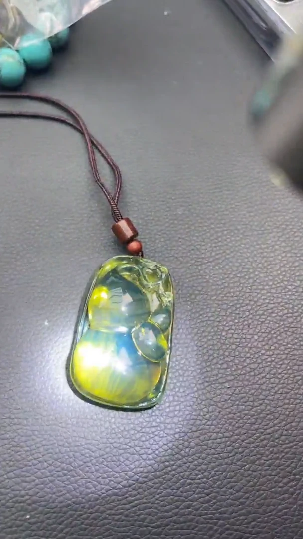 【闪购商品】琥珀裸石未镶嵌B104