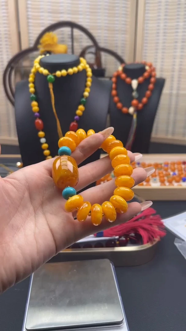 【闪购商品】琥珀裸石未镶嵌B73