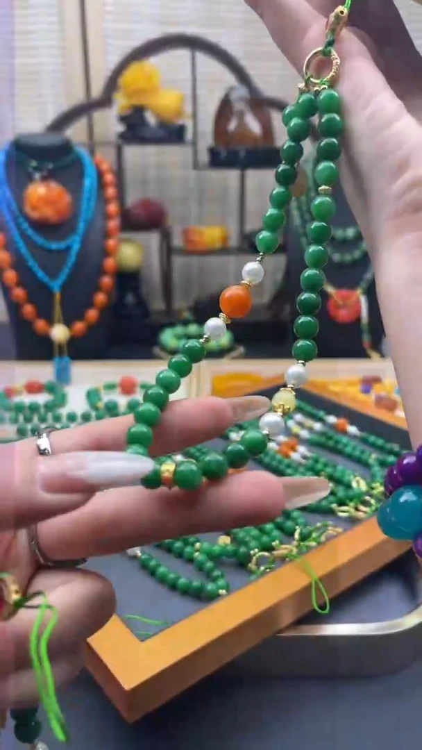 【闪购商品】翡翠手链未镶嵌L04