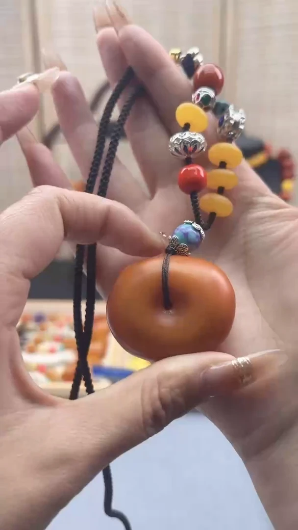 【闪购商品】琥珀裸石未镶嵌P36