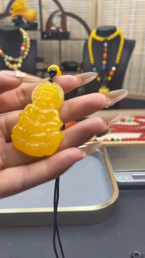 【闪购商品】琥珀裸石未镶嵌P52