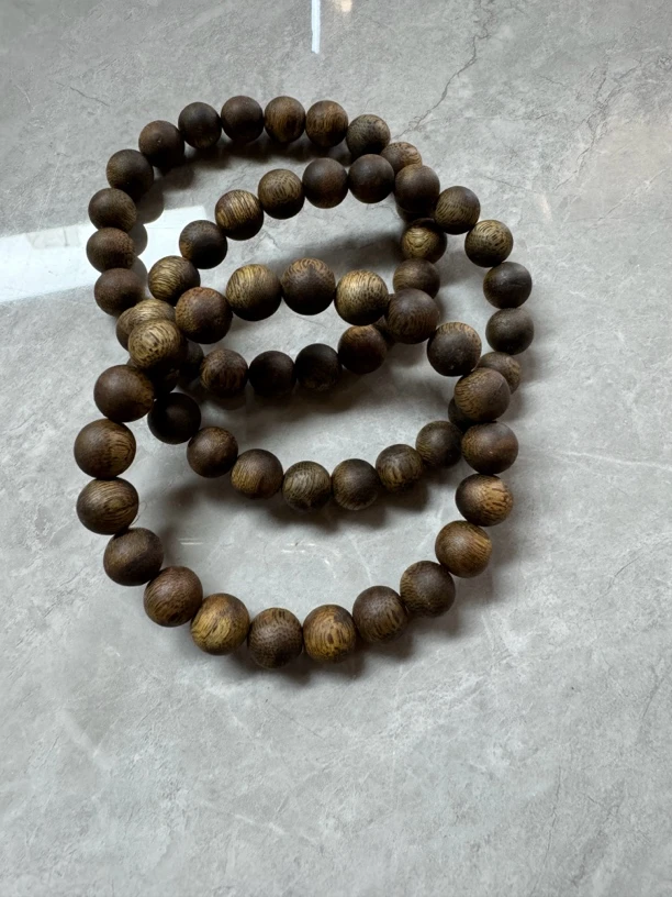 A圆珠单圈0.9*6奇楠沉香多样性发1条