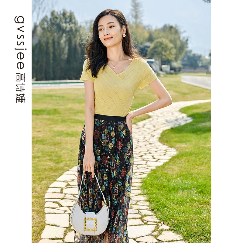 高诗婕夏季淑女气质短袖针织衫女纯色套头上衣232424318-31