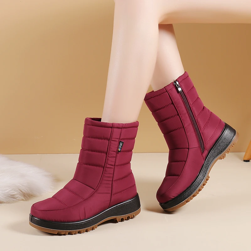 冬季防水保暖雪地靴女款防滑妈妈鞋加绒加厚东北棉靴棉鞋中老年鞋