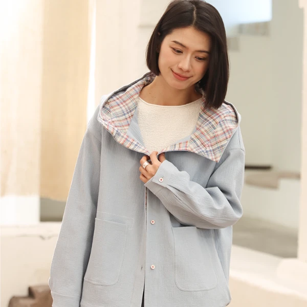 无色无味 【天空之镜】棉感泡泡肌时尚撞色格子挽边翻领连帽外套