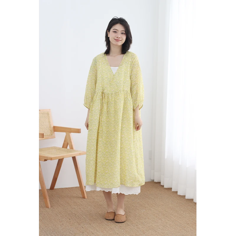 无色无味夏季新款V领系带收腰显瘦文艺七分袖碎花外搭开衫连衣裙