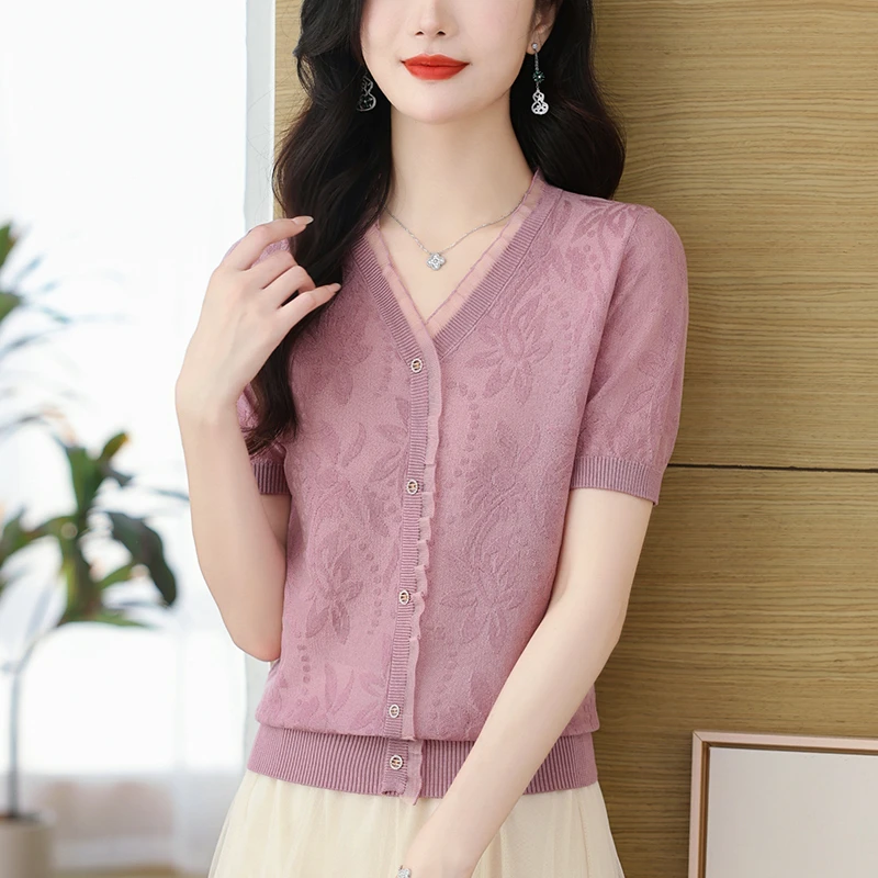 小香风蕾丝V领上衣女气质短袖T恤薄款宽松冰丝上衣时尚百搭夏装女